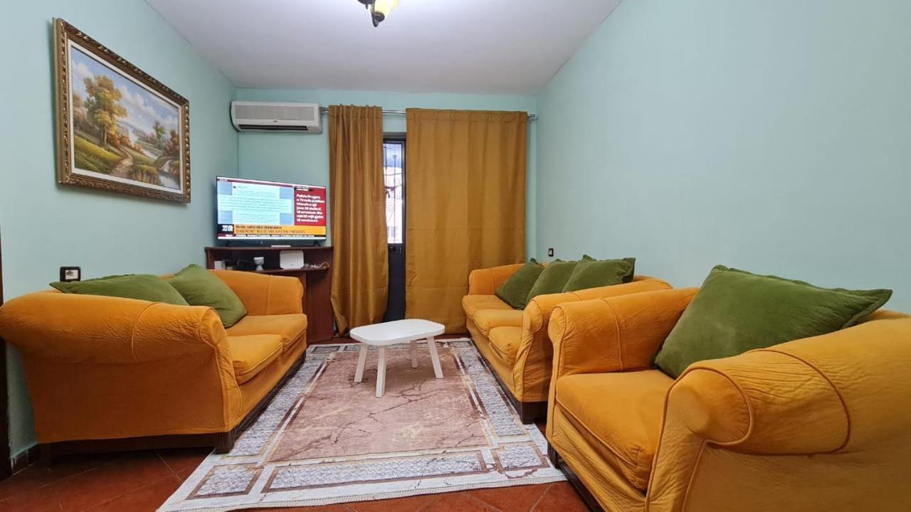 Calmly, Spacious Apartment Next To Usa Embassy Tirana Buitenkant foto