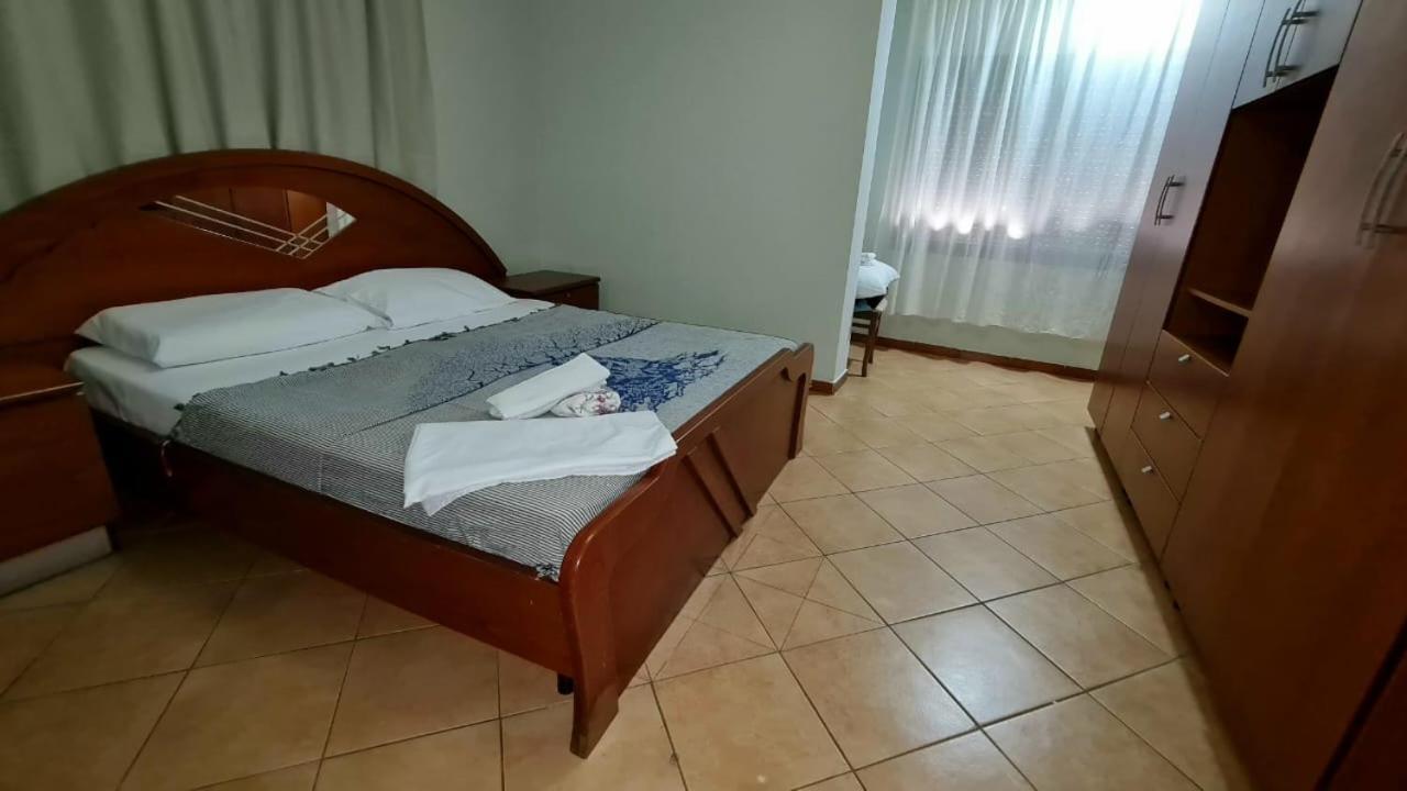 Calmly, Spacious Apartment Next To Usa Embassy Tirana Buitenkant foto
